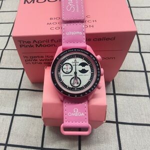 Swatch x Omega MISSION TO THE PINK MOONPHASE Watch